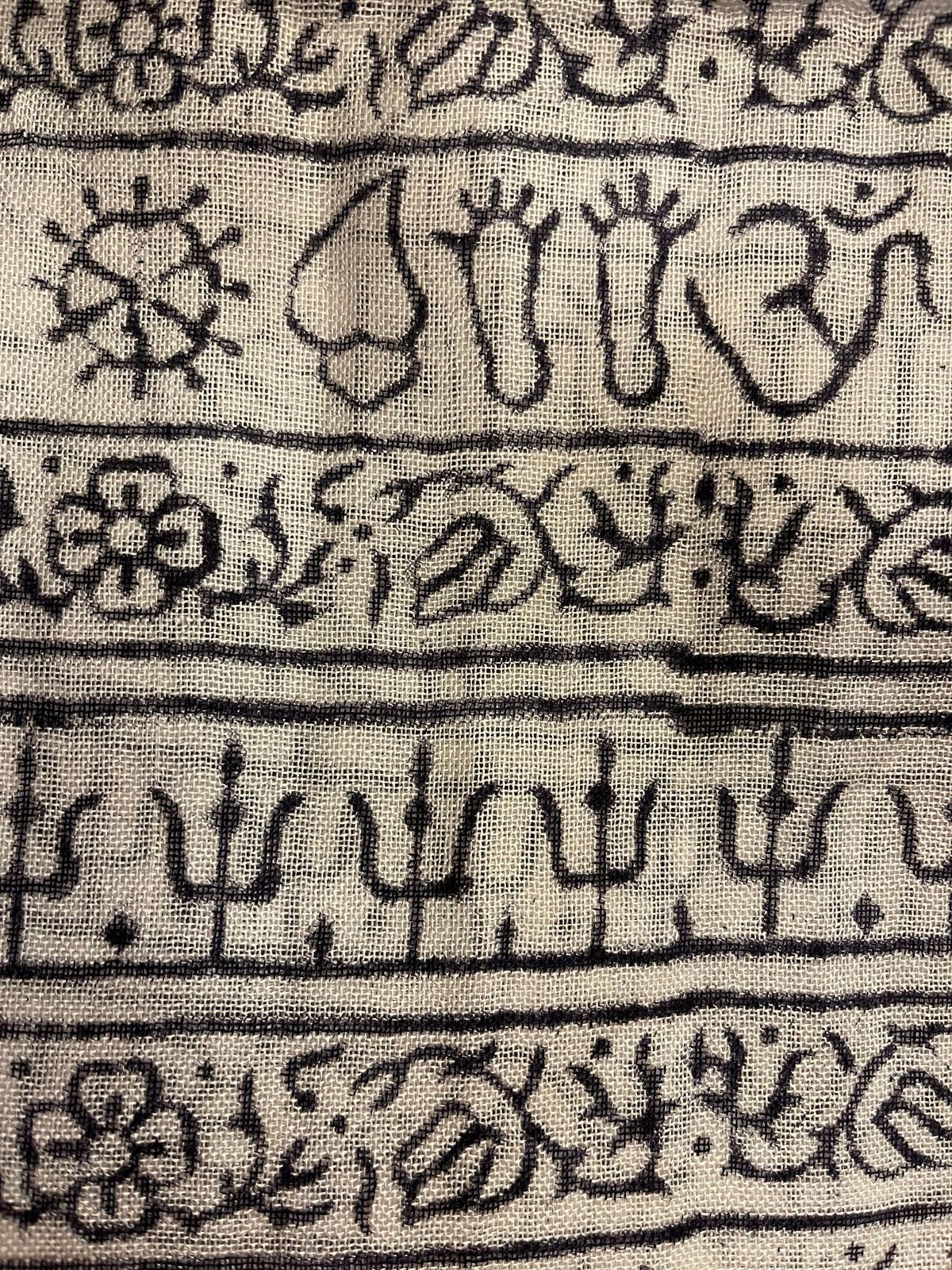 White & Black Pareo Skirt